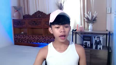 horny_joshxxx online show from May 9, 11:17 pm