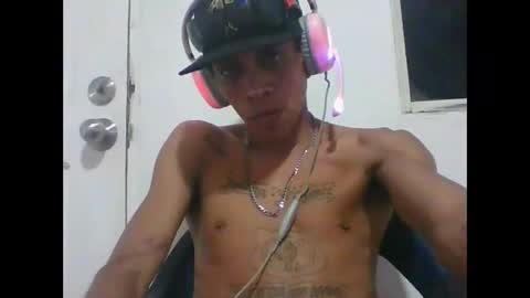 horny_skinny_boy online show from January 18, 4:03 am