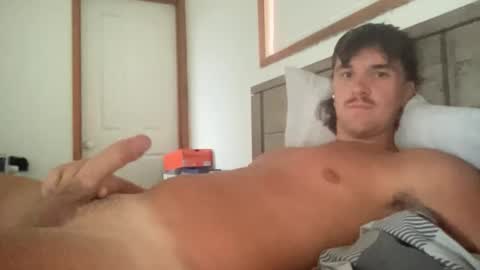 hornyboi186 online show from March 26, 6:06 am