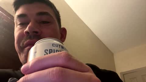 Justin 7 inches online show from March 28, 4:45 am