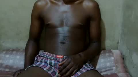 hornyboy9102003 online show from March 31, 12:51 pm