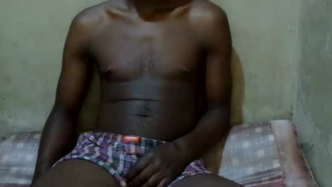 hornyboy9102003 online show from March 26, 12:20 pm