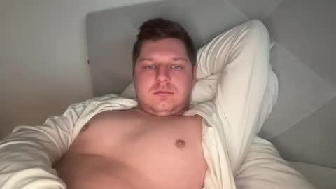 Snapshot of hornyboy95300 chatting on February 24, 6:27 am hornyboy95300 online show from February 24, 6:27 am