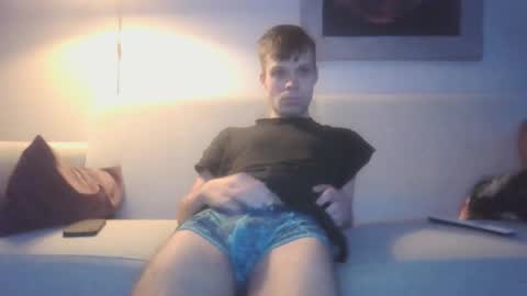 hornyboyivar online show from December 1, 7:00 am