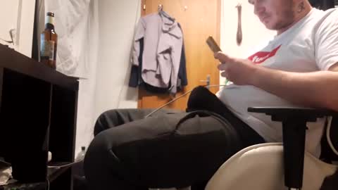hornycock_1993 online show from January 25, 7:49 pm