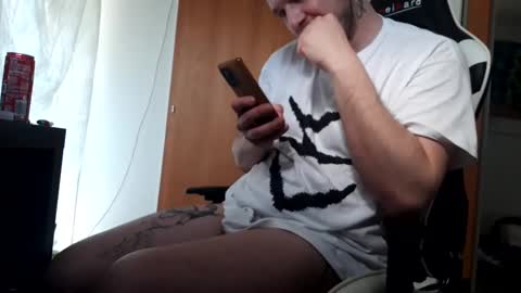 hornycock_1993 online show from March 6, 10:09 am