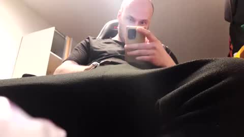 hornycock_1993 online show from January 28, 11:50 pm
