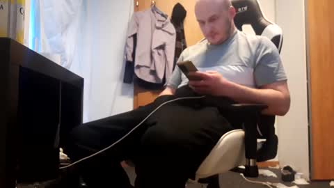hornycock_1993 online show from January 19, 7:46 am