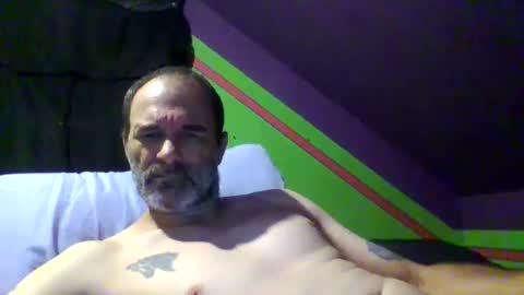 Snapshot of hornycountryman1972 chatting on October 8, 6:07 am hornycountryman online show from October 8, 6:07 am