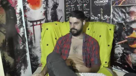 Snapshot of hornymaster93 chatting on October 21, 4:15 am hornymaster online show from October 21, 4:15 am