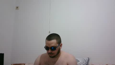 hornymonkey991 online show from April 25, 5:10 pm