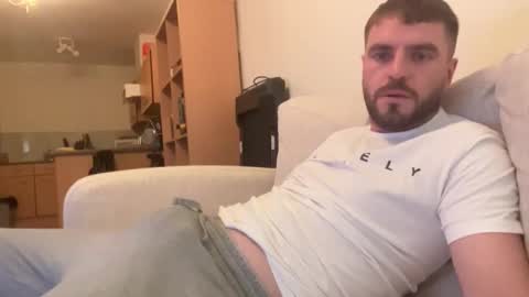 Snapshot of hornytom27 chatting on October 11, 2:10 pm Horny247 online show from October 11, 2:10 pm