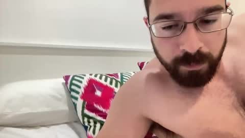 hornytwinkas3 online show from January 2, 9:33 am