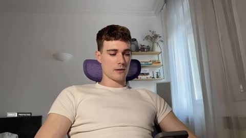 Snapshot of hornytwunk01 chatting on November 1, 1:26 pm Travis online show from November 1, 1:26 pm