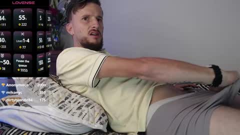 horse_man2 online show from May 3, 12:41 pm