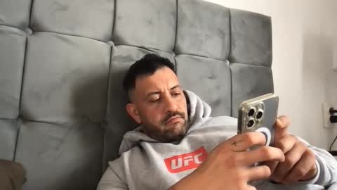Chriss90 online show from May 2, 9:34 am