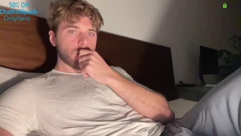 Edward aka Wolf online show from November 21, 10:31 pm