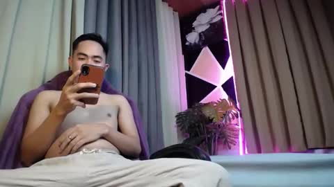 Rylle online show from November 15, 10:39 am