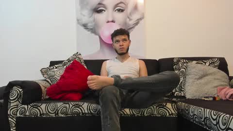 Snapshot of hot_bad_boy69 chatting on September 25, 7:35 pm hot bad boy69 online show from September 25, 7:35 pm