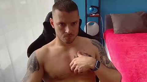 hot_cap_77 online show from July 4, 1:14 pm