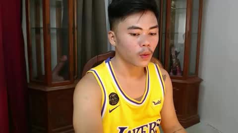 Snapshot of hot_emmanuel chatting on September 11, 5:39 am emman online show from September 11, 5:39 am