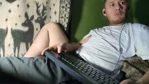 hot_guy36 online show from June 14, 3:19 am