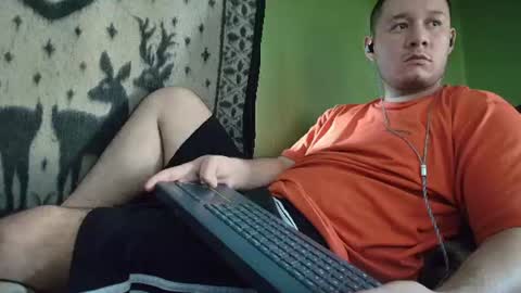 hot_guy36 online show from June 18, 3:17 pm