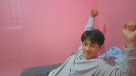 hot guy online show from February 11, 7:02 am