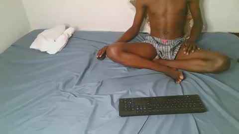 hot_guys88 online show from April 29, 9:58 am