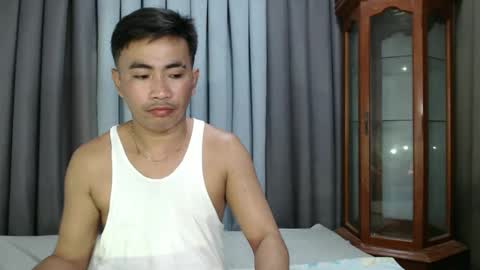 Snapshot of hot_khevin chatting on October 19, 11:13 am hot_khevin online show from October 19, 11:13 am