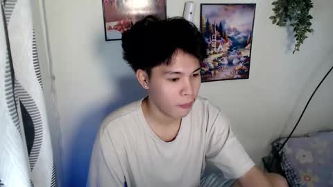 mark online show from April 10, 5:09 pm