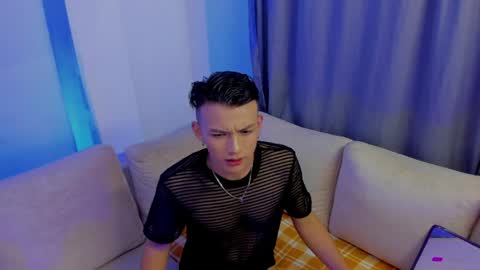 Alejandro online show from April 18, 2:46 am