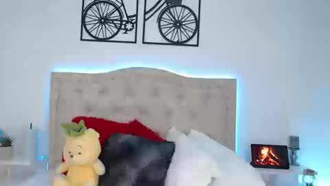 Lucas online show from September 20, 8:42 pm