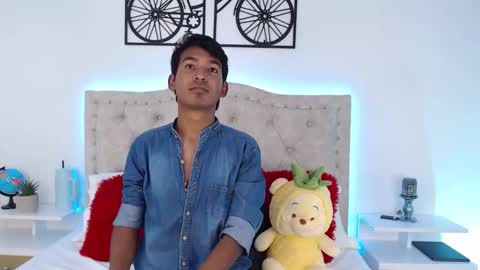 Lucas online show from September 23, 7:13 pm