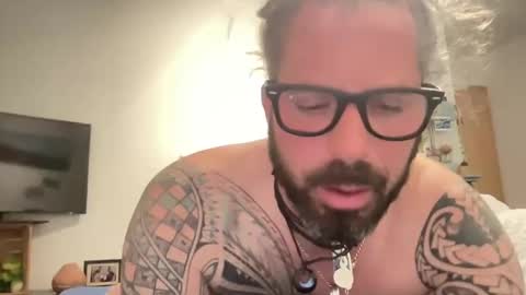 Snapshot of hot_sex83 chatting on March 2, 9:30 pm letmedoo2 online show from March 2, 9:30 pm
