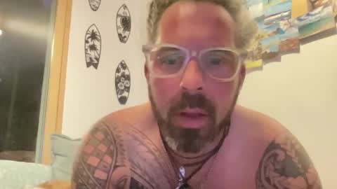 Snapshot of hot_sex83 chatting on October 14, 5:09 pm letmedoo2 online show from October 14, 5:09 pm