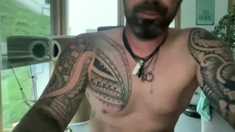 Snapshot of hot_sex83 chatting on October 3, 4:45 pm letmedoo2 online show from October 3, 4:45 pm