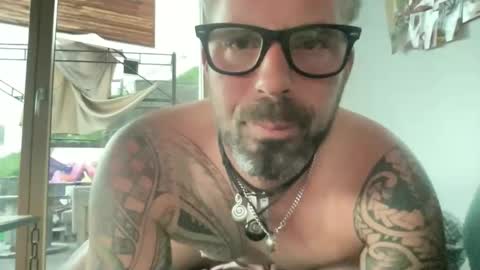 Snapshot of hot_sex83 chatting on October 1, 4:55 pm letmedoo2 online show from October 1, 4:55 pm