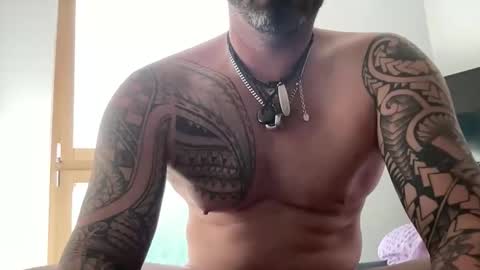 Snapshot of hot_sex83 chatting on October 11, 1:15 pm letmedoo2 online show from October 11, 1:15 pm