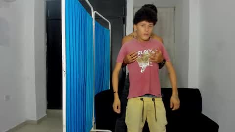 Snapshot of hot_sexmature chatting on February 21, 11:55 am Vanesa Oliver and Andrew online show from February 21, 11:55 am