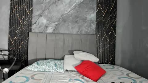 Hot Summer Boy online show from March 18, 12:19 pm