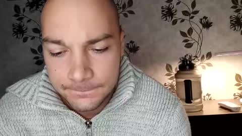 Kristiyan online show from April 4, 8:50 pm