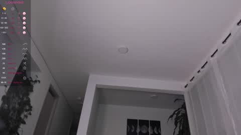 Snapshot of hotay_ chatting on October 3, 1:54 am Andrew xdres08 online show from October 3, 1:54 am