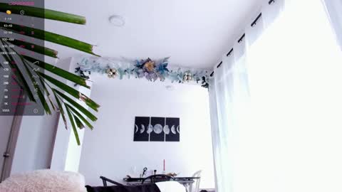 Snapshot of hotay_ chatting on January 12, 6:59 pm Andrew xdres08 online show from January 12, 6:59 pm