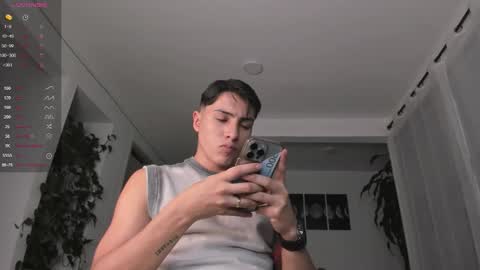 Andrew xdres08 online show from October 19, 12:26 am