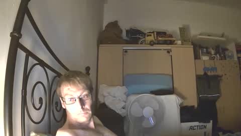 hotbilly_39 online show from September 11, 10:09 pm