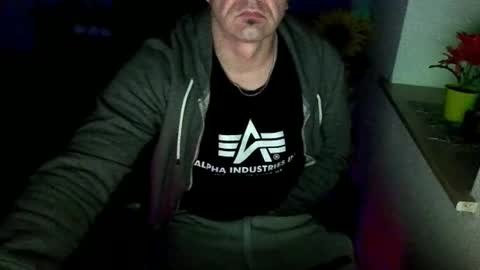 hotblayboy online show from January 5, 4:58 am