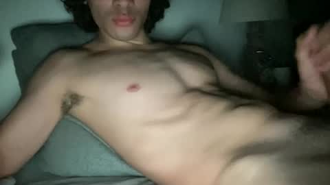 hotboyem online show from April 11, 9:35 am