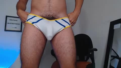 Snapshot of hotboyneon490 chatting on December 29, 12:23 pm Alex Neon online show from December 29, 12:23 pm