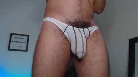 Snapshot of hotboyneon490 chatting on January 5, 2:38 am Alex Neon online show from January 5, 2:38 am